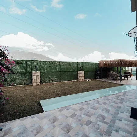 Fortunella Villa *